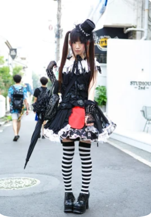 Gothic lolita girl